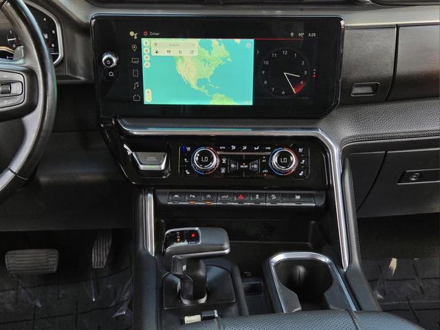 Used 2023 GMC Sierra 1500 Denali w/ Denali Reserve Package AWD/4WD image 9
