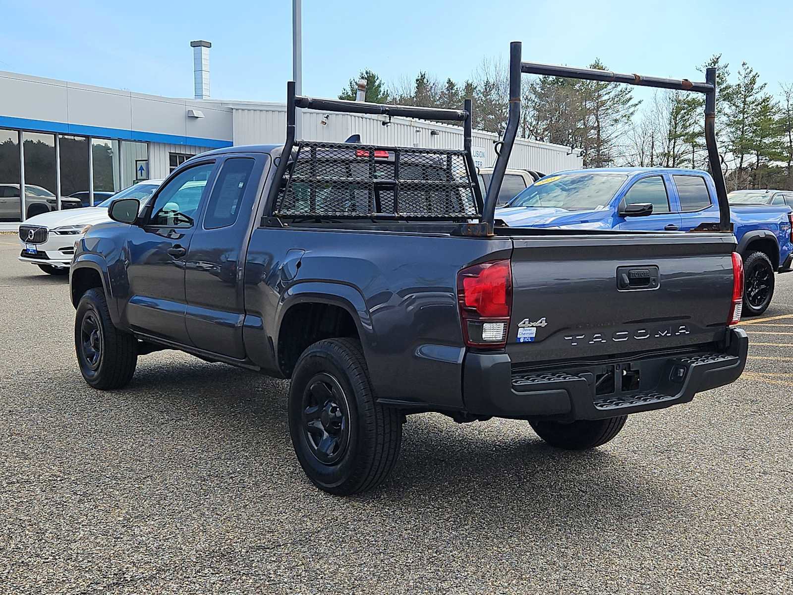 Used 2022 Toyota Tacoma SR image 6