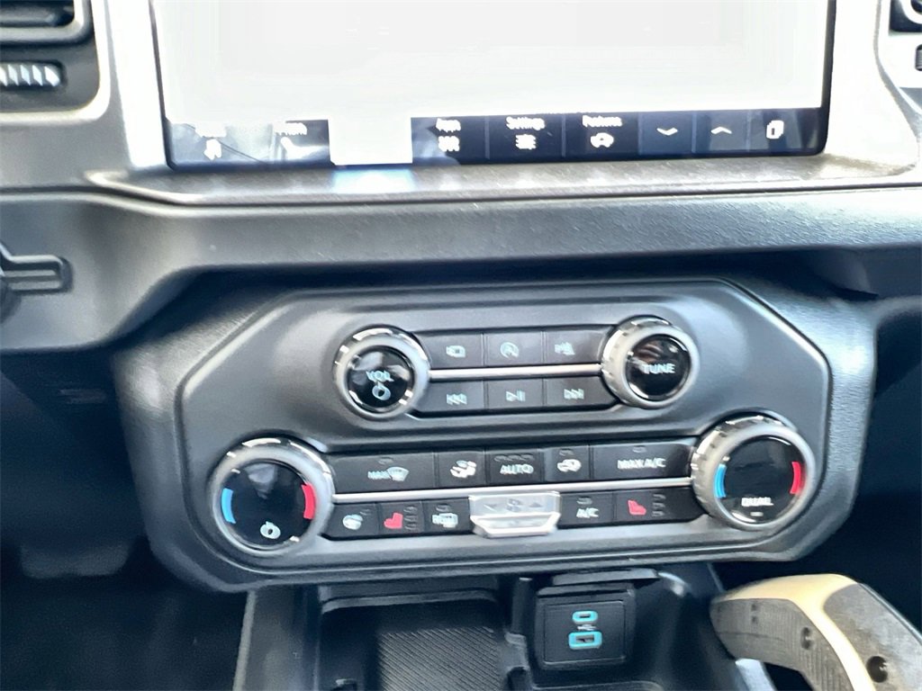 New 2025 Ford Bronco Badlands image 21