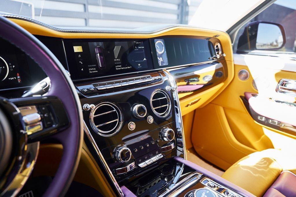 Used 2025 Rolls-Royce Cullinan image 68