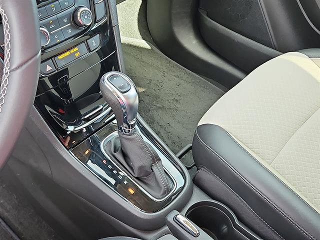 Certified 2022 Buick Encore Preferred w/ Safety Package image 20