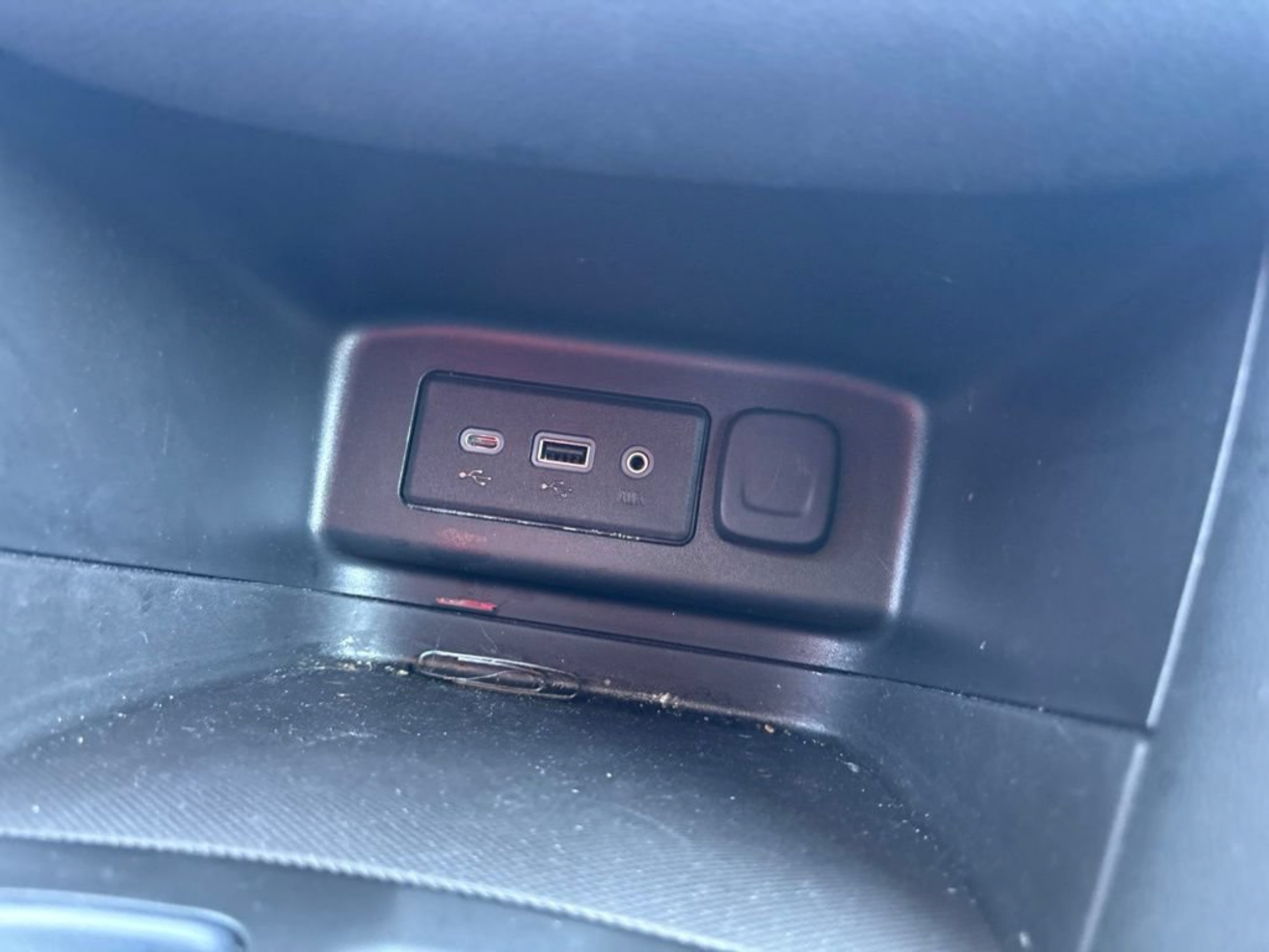 Used 2022 Chevrolet Equinox LT FWD image 16