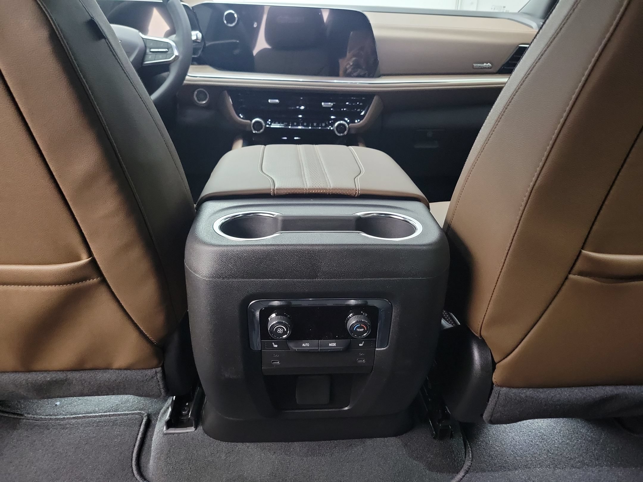 New 2026 Chevrolet Suburban High Country AWD/4WD image 23