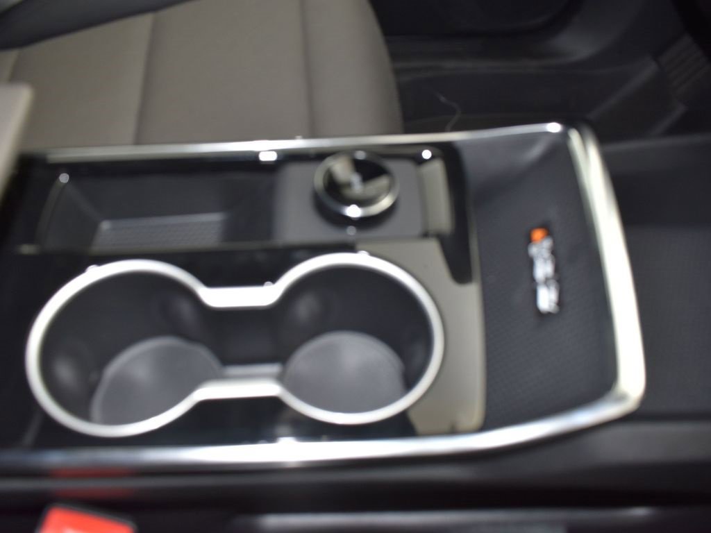 New 2026 Chevrolet Equinox LT w/ Convenience Package II image 23