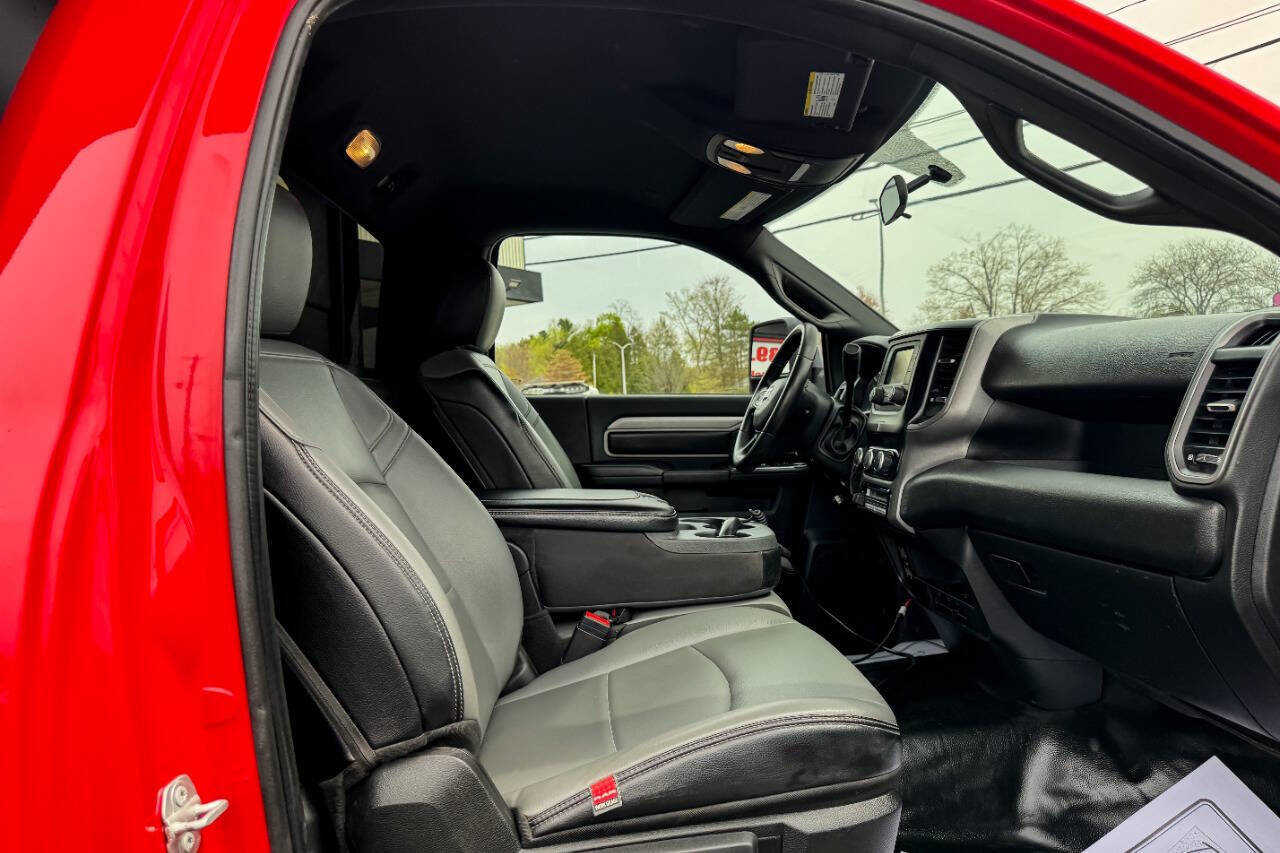 Used 2023 RAM 5500 Tradesman AWD/4WD image 19