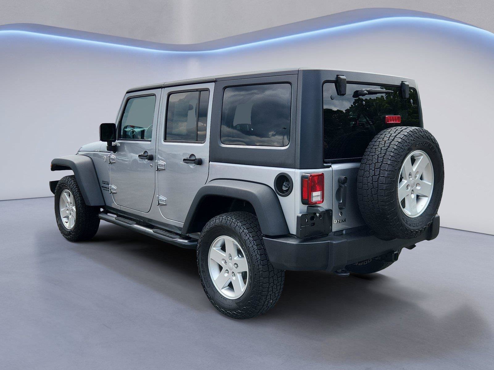 Used 2017 Jeep Wrangler Unlimited Sport w/ Quick Order Package 24S AWD/4WD image 5