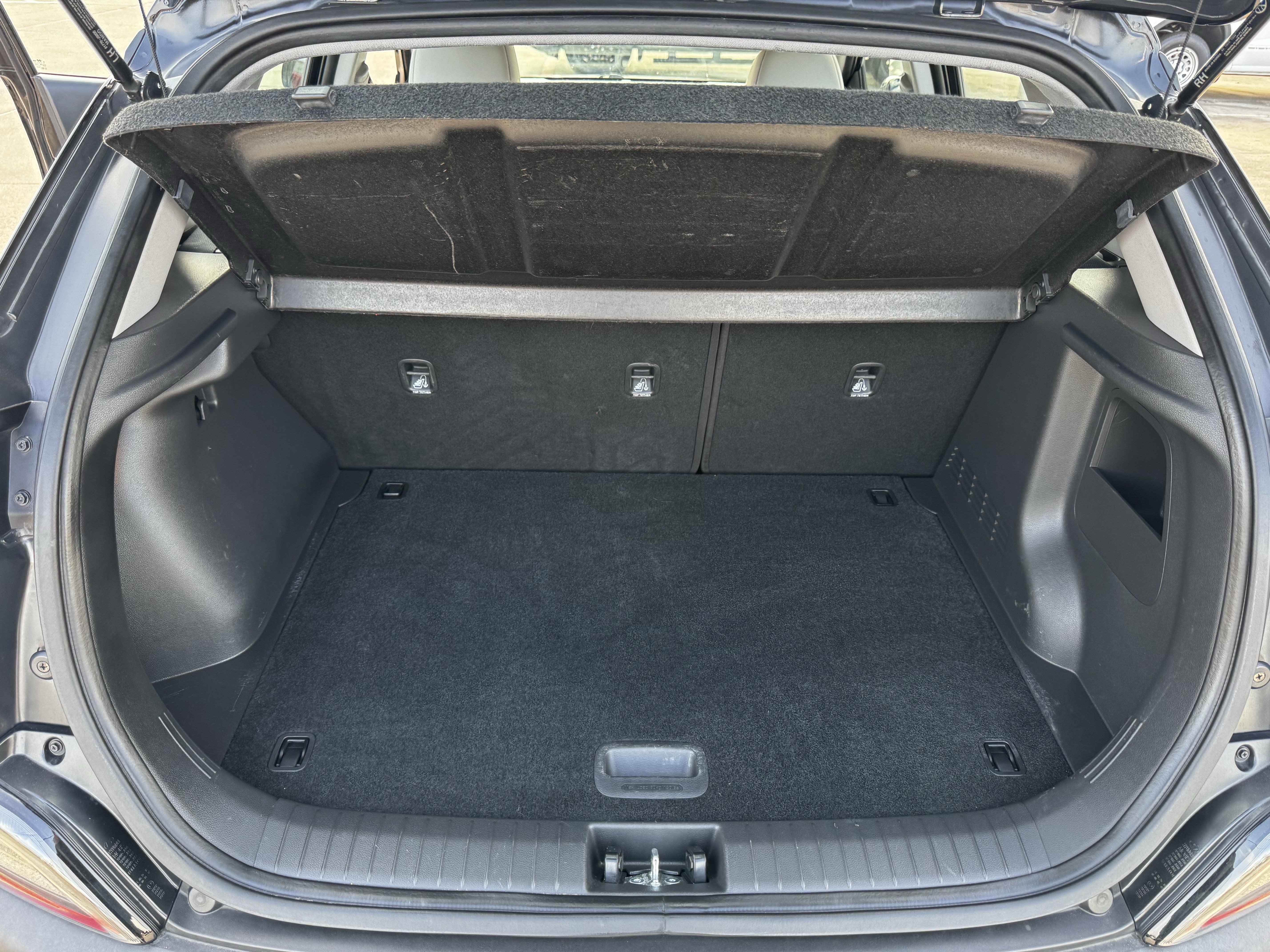 Used 2023 Hyundai Kona SE AWD/4WD image 28