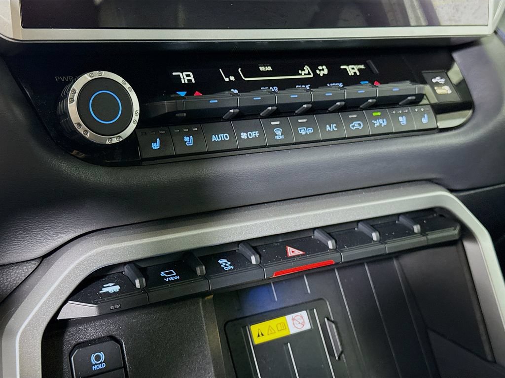 Certified 2024 Toyota Sequoia Platinum AWD/4WD image 8