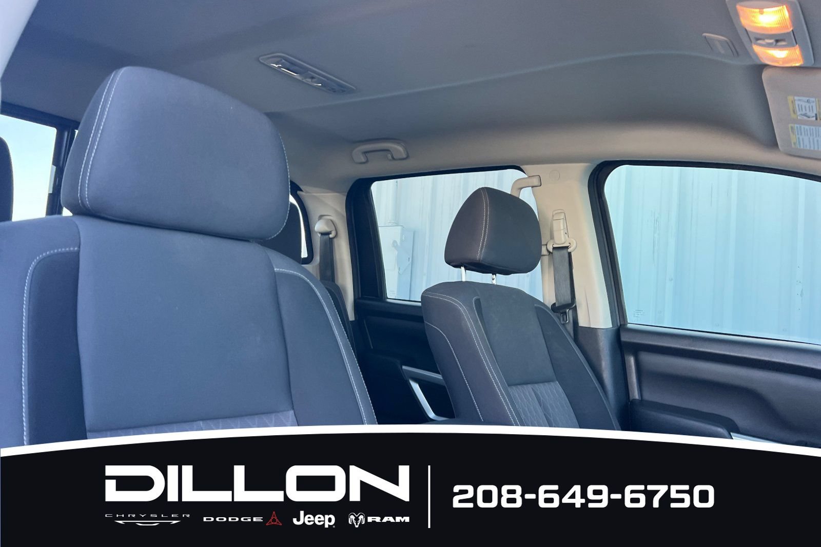 Used 2024 Nissan Titan SV AWD/4WD image 16