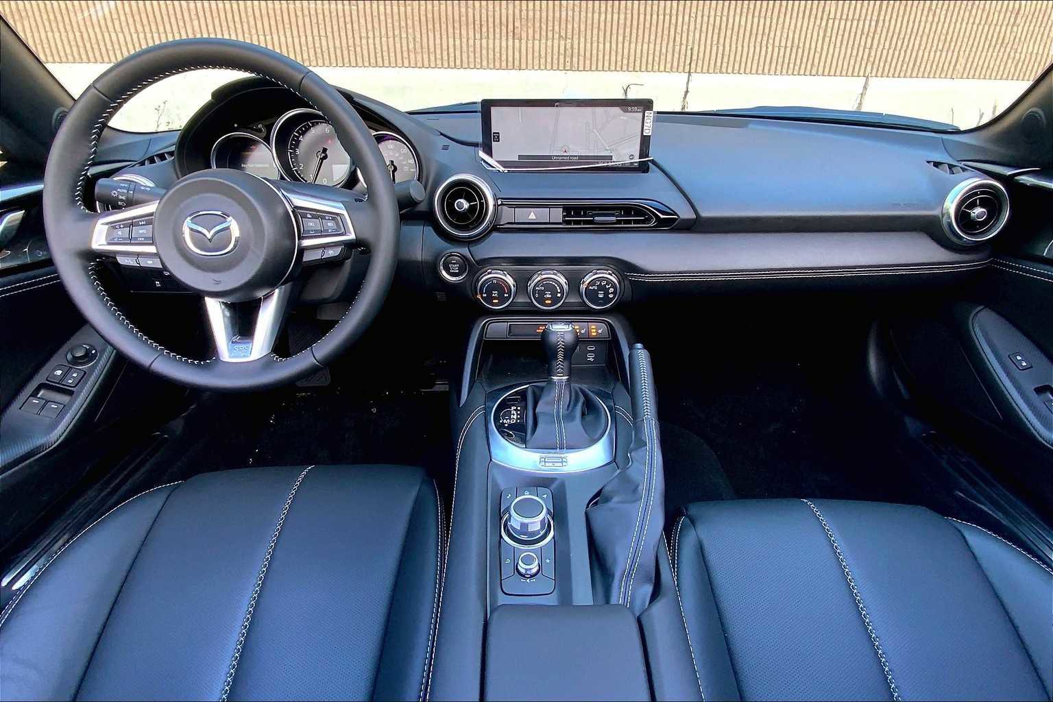 Used 2024 MAZDA MX-5 Miata Grand Touring w/ Weather Package RWD image 7