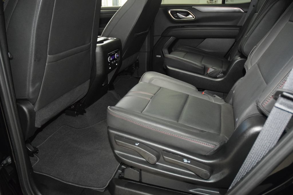 Used 2024 Chevrolet Tahoe RST w/ Luxury Package AWD/4WD image 41