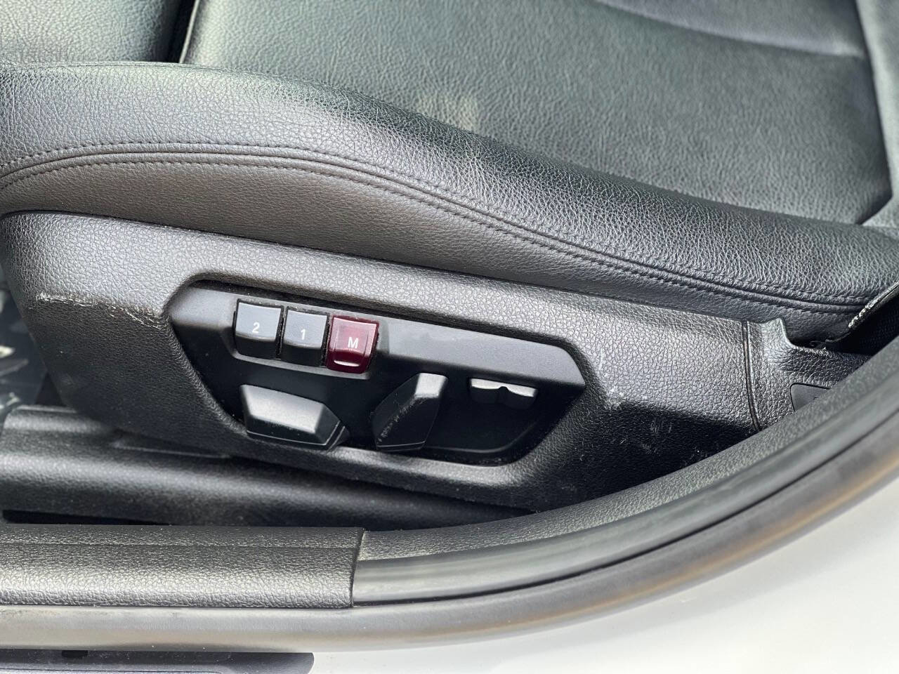 Used 2014 BMW 328i Sedan RWD image 23