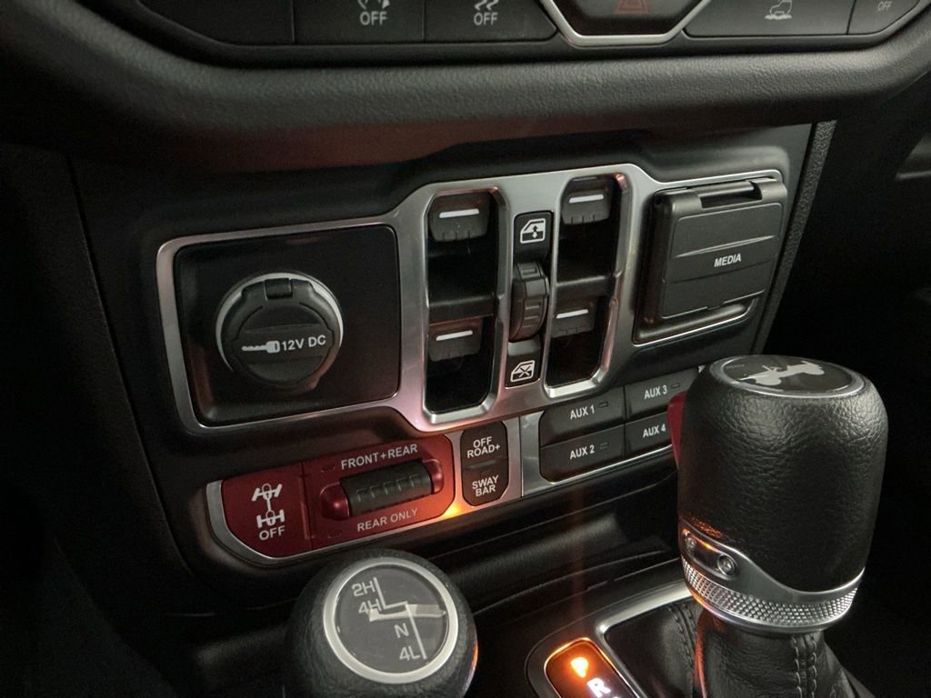 Used 2024 Jeep Wrangler Unlimited Rubicon image 12