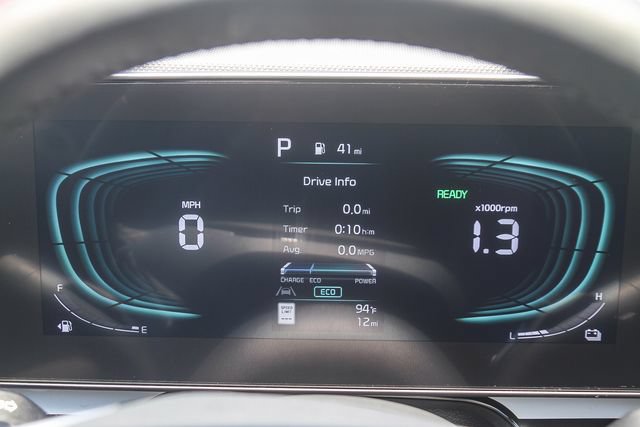 New 2026 Kia Niro SX Touring FWD image 23