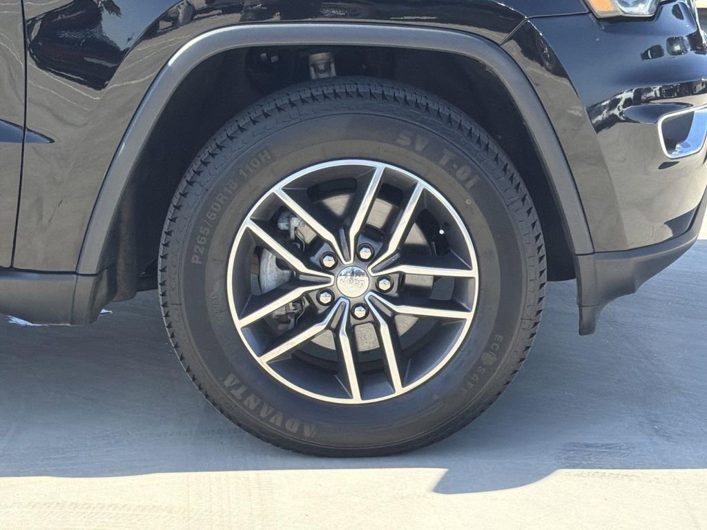 Used 2017 Jeep Grand Cherokee Limited w/ Luxury Group II AWD/4WD image 34