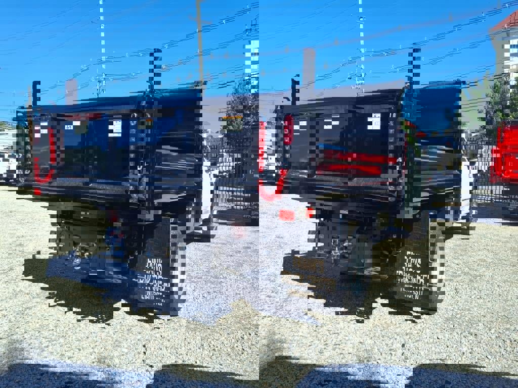 New 2025 GMC Sierra 3500 Pro w/ Convenience Package image 5