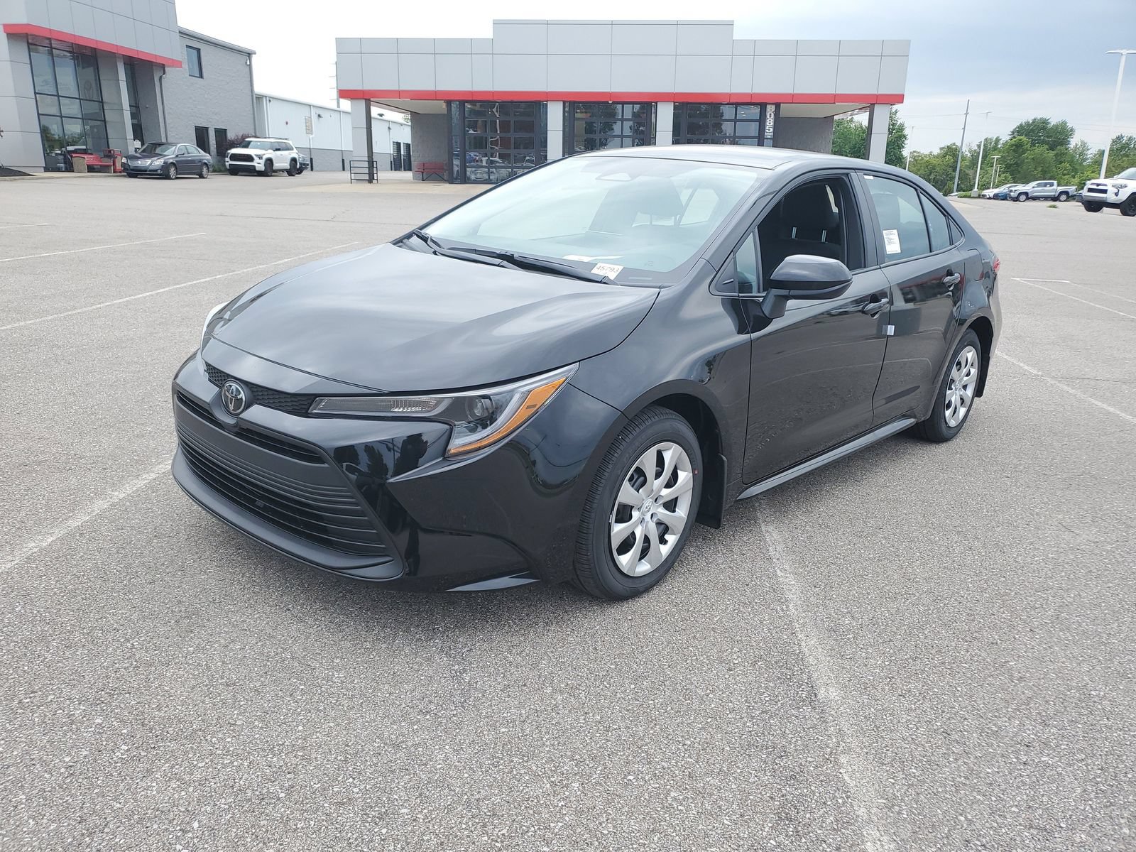 New 2026 Toyota Corolla LE FWD image 3