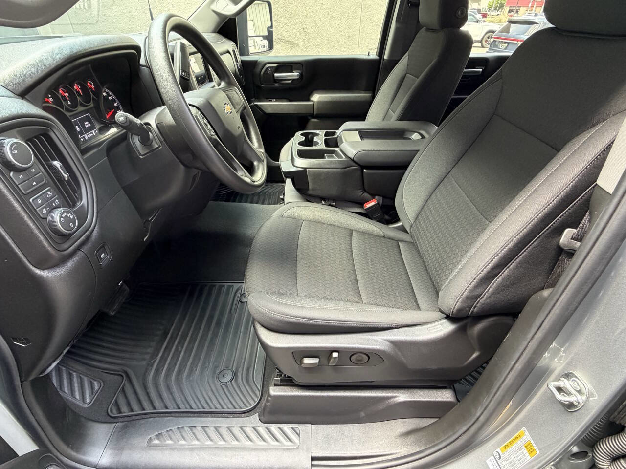 Used 2026 Chevrolet Silverado 2500 Custom w/ Custom Value Package AWD/4WD image 17