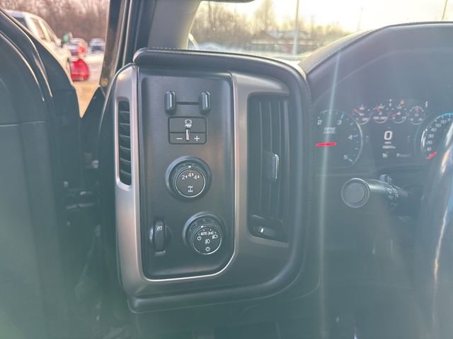 Used 2018 GMC Sierra 3500 Denali w/ Duramax Plus Package image 11