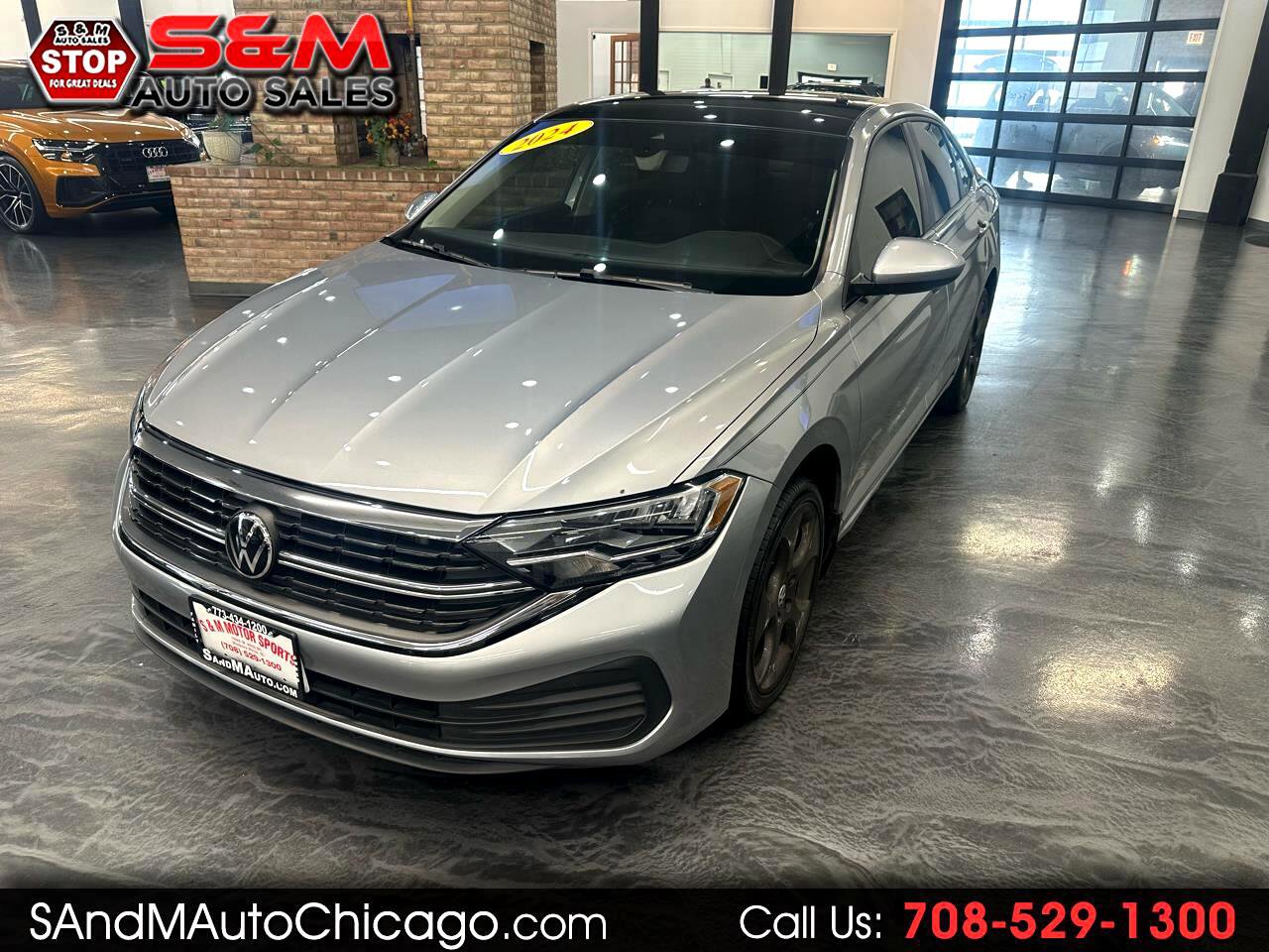 Used 2024 Volkswagen Jetta SE w/ Panoramic Sunroof Package image 1