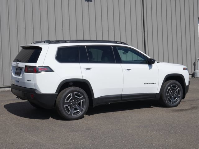 New 2026 Jeep Cherokee Laredo AWD/4WD image 11