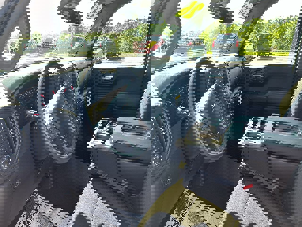 New 2026 Chevrolet Silverado 1500 Custom w/ Rally Edition image 25