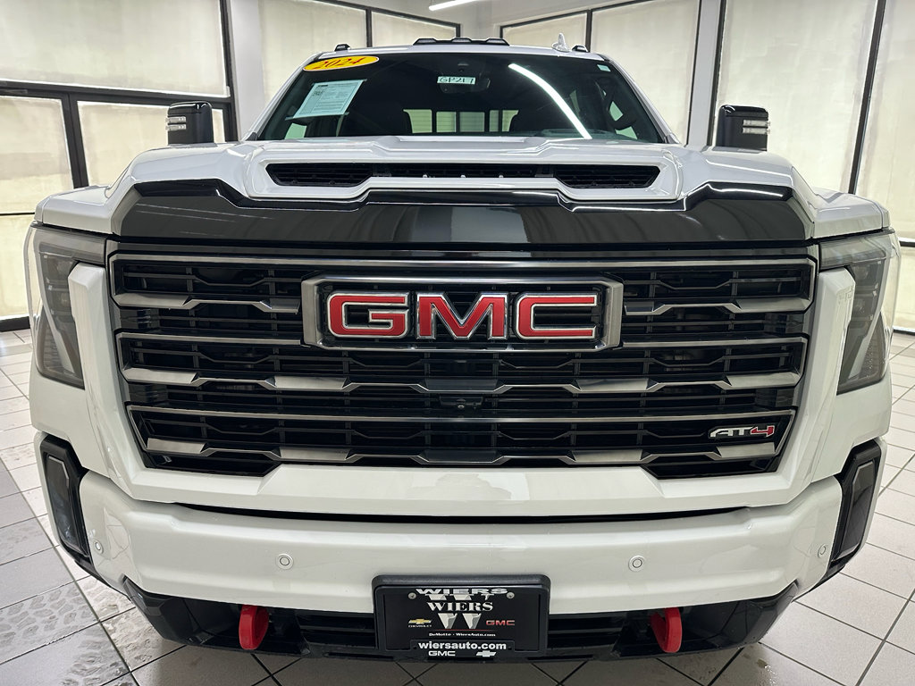 Used 2024 GMC Sierra 2500 AT4 w/ AT4 Premium Plus Package AWD/4WD image 16