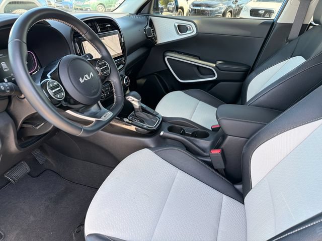 Certified 2024 Kia Soul GT-Line FWD image 18