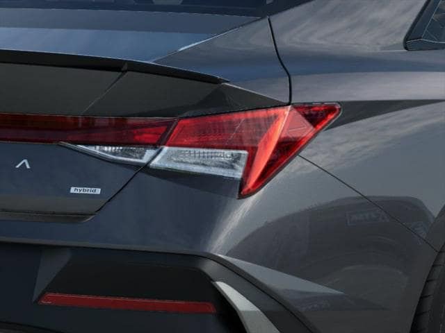 New 2025 Hyundai Elantra SEL image 10