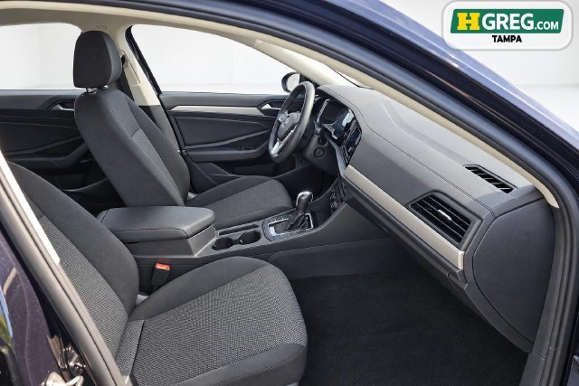 Used 2021 Volkswagen Jetta SE FWD image 11