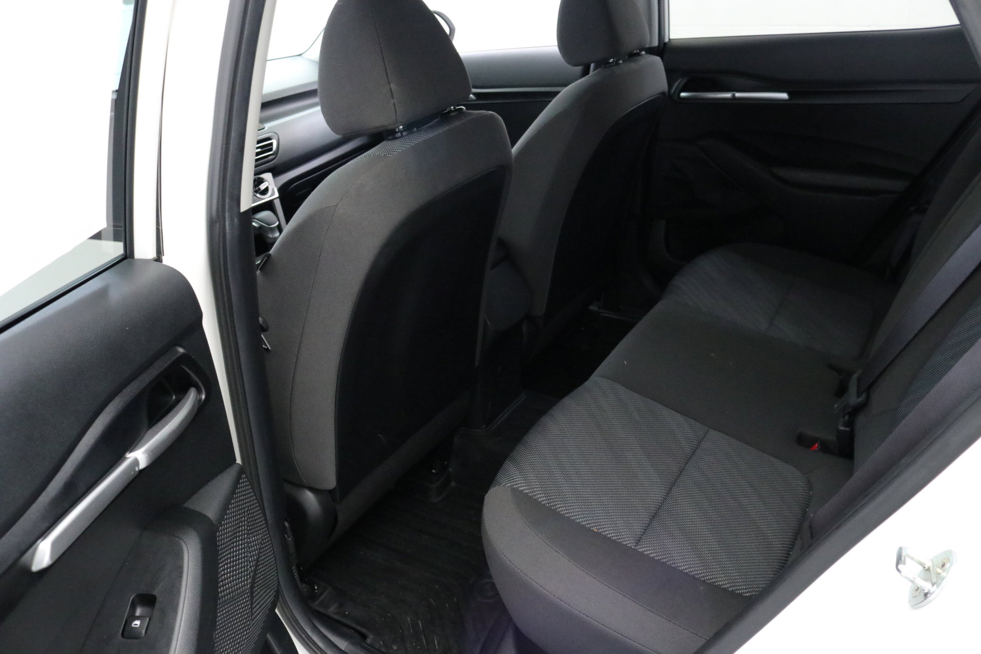 Used 2021 Kia Seltos LX image 23