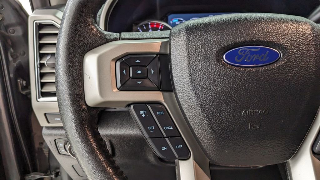 Used 2017 Ford F350 Lariat w/ Chrome Package image 33