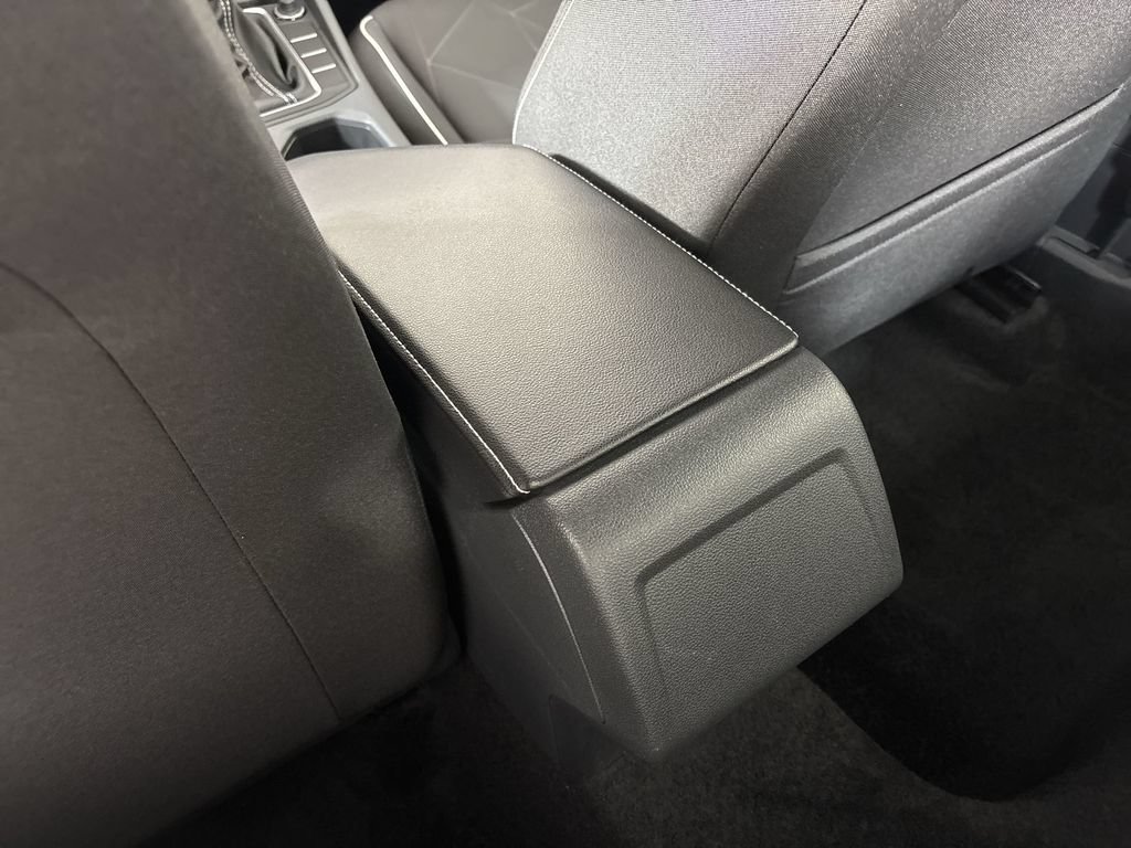 Used 2026 Volkswagen Jetta Sport FWD image 21
