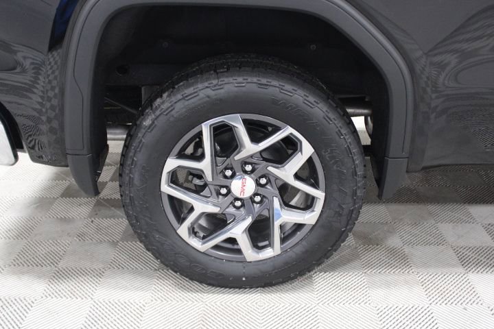 New 2026 GMC Sierra 1500 SLE image 44