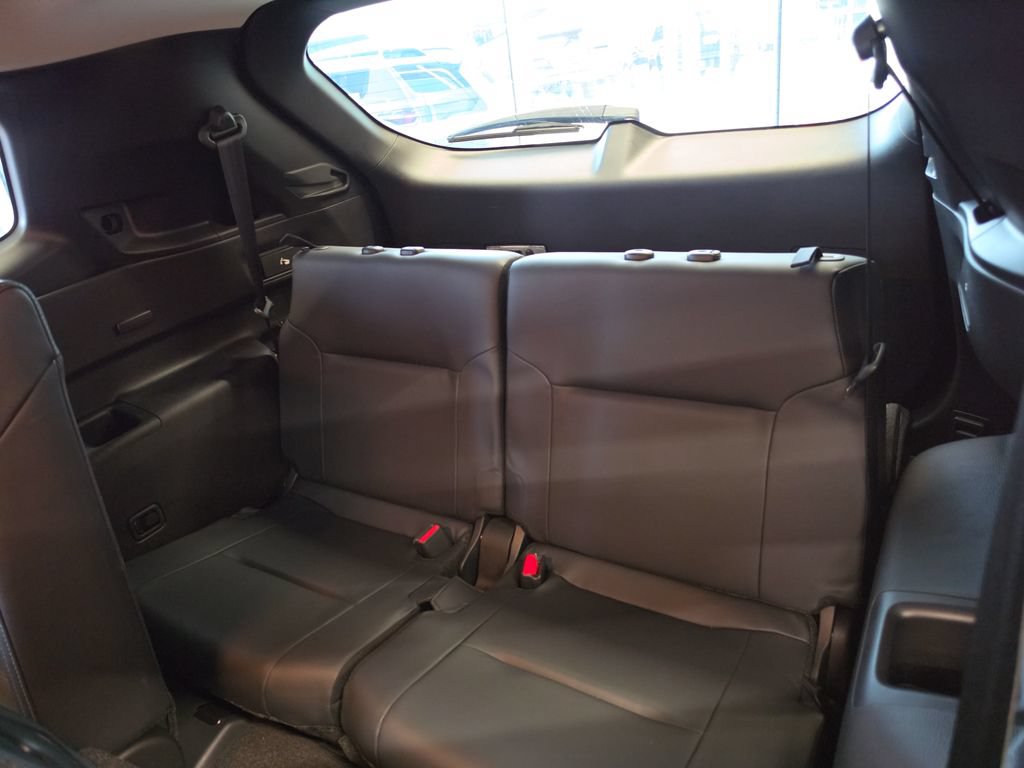 Used 2024 Mitsubishi Outlander SE Black Edition FWD image 39