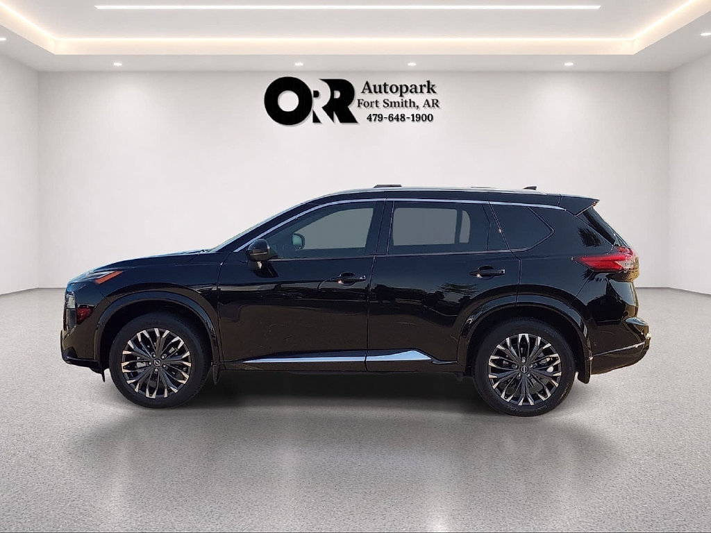 Used 2025 Nissan Rogue Platinum w/ Platinum Premium Package AWD/4WD image 3