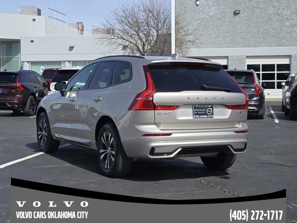 Certified 2025 Volvo XC60 B5 Core image 4