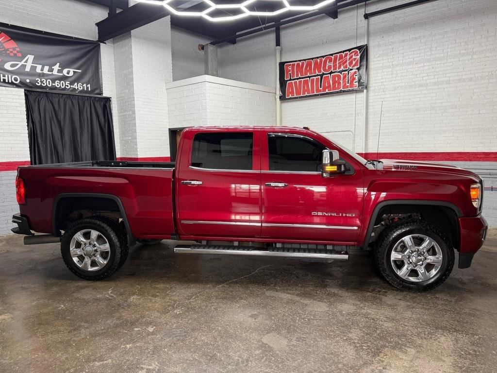 Used 2018 GMC Sierra 2500 Denali w/ Duramax Plus Package image 4