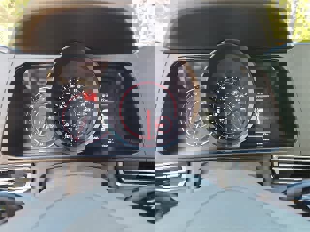 Used 2022 Hyundai Elantra SEL w/ Cargo Package image 28