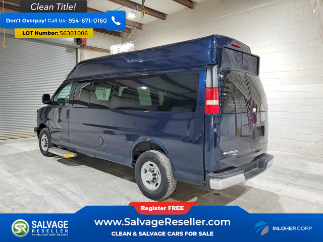 Used 2013 Chevrolet Express 3500 LT w/ LT Preferred Equipment Group RWD image 3