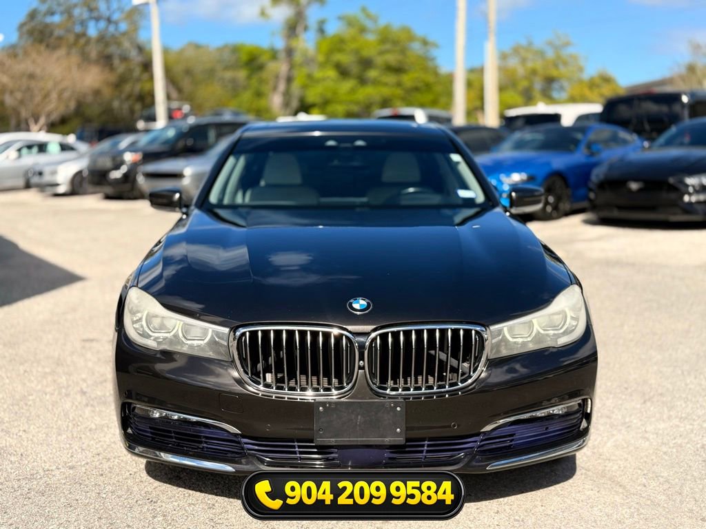 Used 2017 BMW 740i RWD image 13