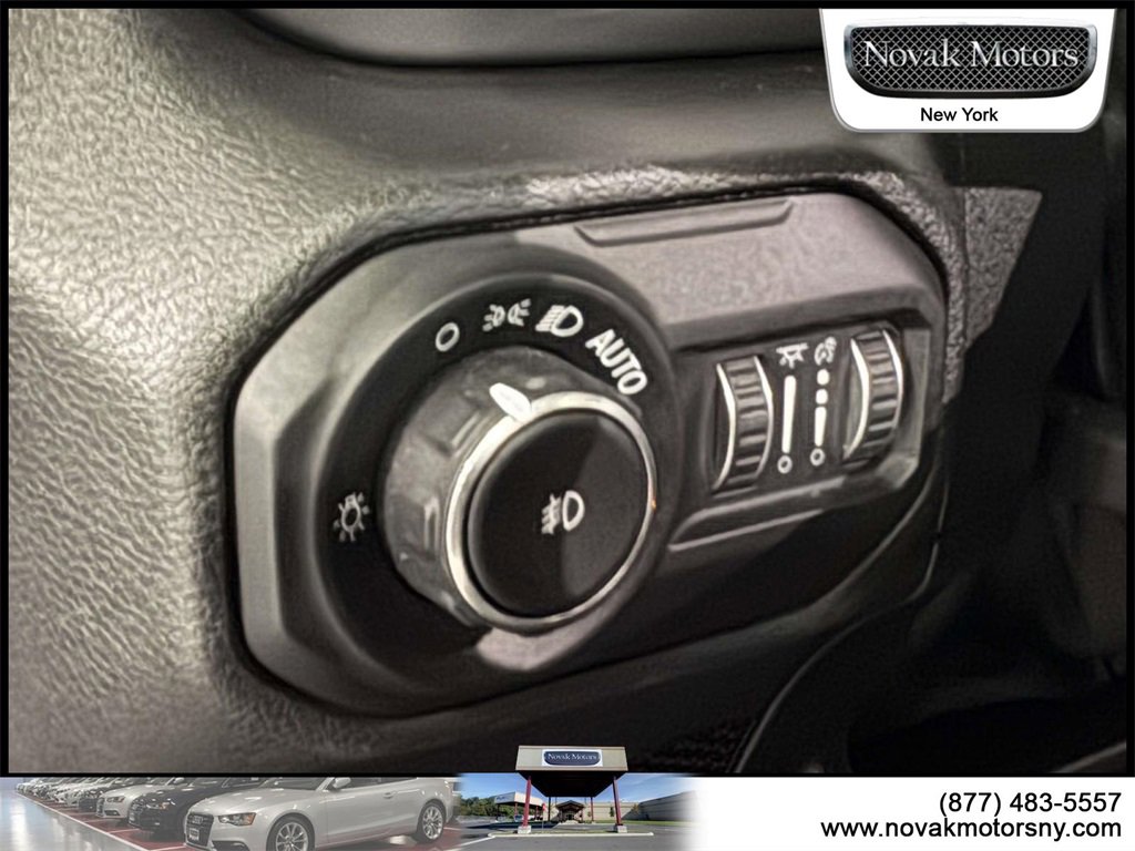 Used 2021 Jeep Wrangler Unlimited Sport image 16