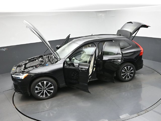 Used 2024 Volvo XC60 B5 Core w/ Climate Package AWD/4WD image 49