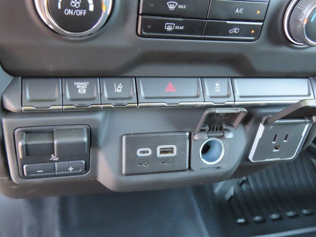 New 2025 Chevrolet Silverado 3500 W/T AWD/4WD image 11