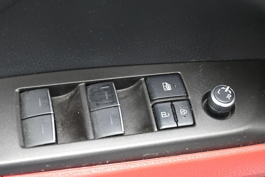 Used 2021 Toyota Camry XSE w/ Navigation Package FWD image 12