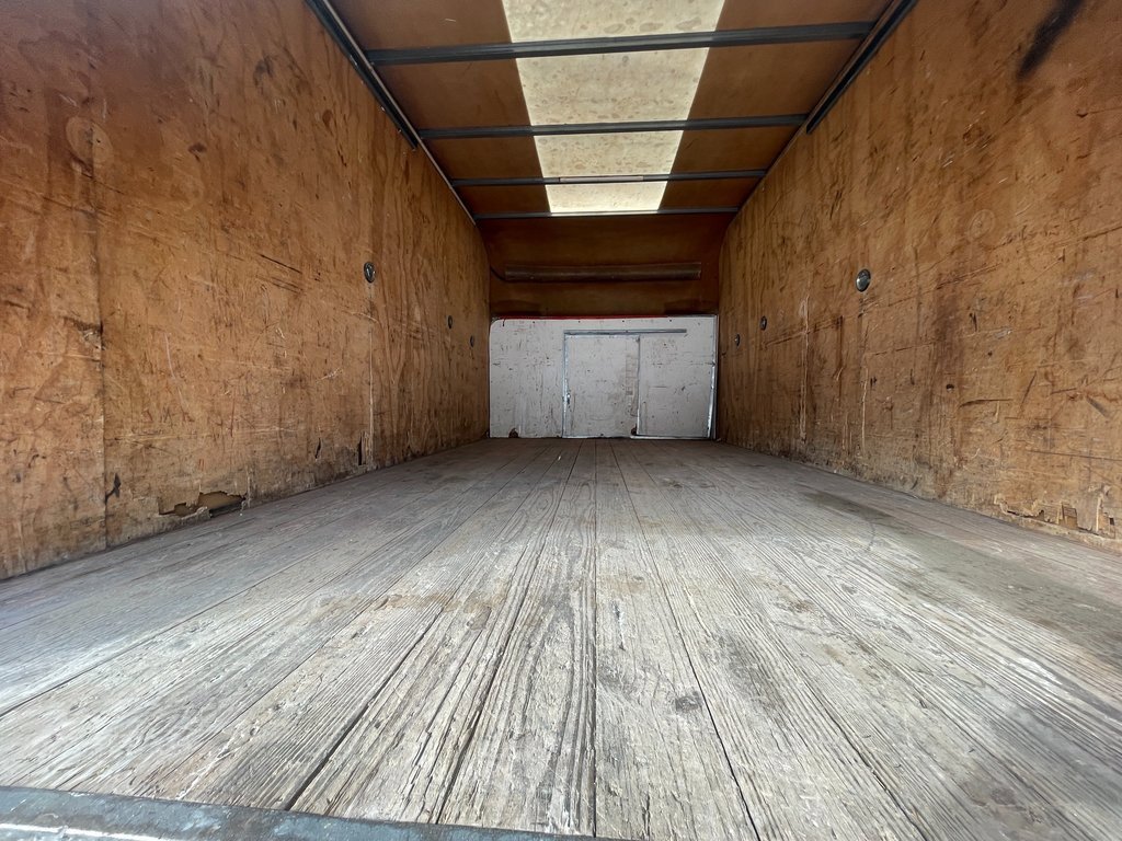 Used 2015 Chevrolet Express 3500 Extended w/ Smoker's Package image 17