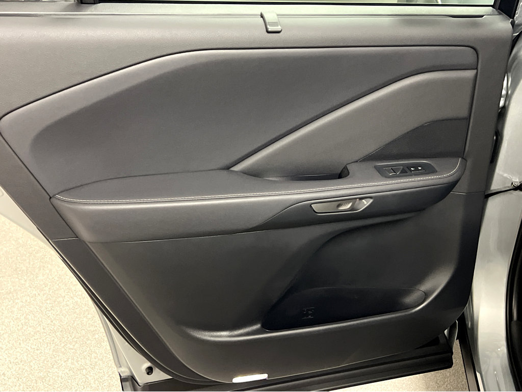 New 2026 Lexus TX 500h AWD w/ Technology Package image 17