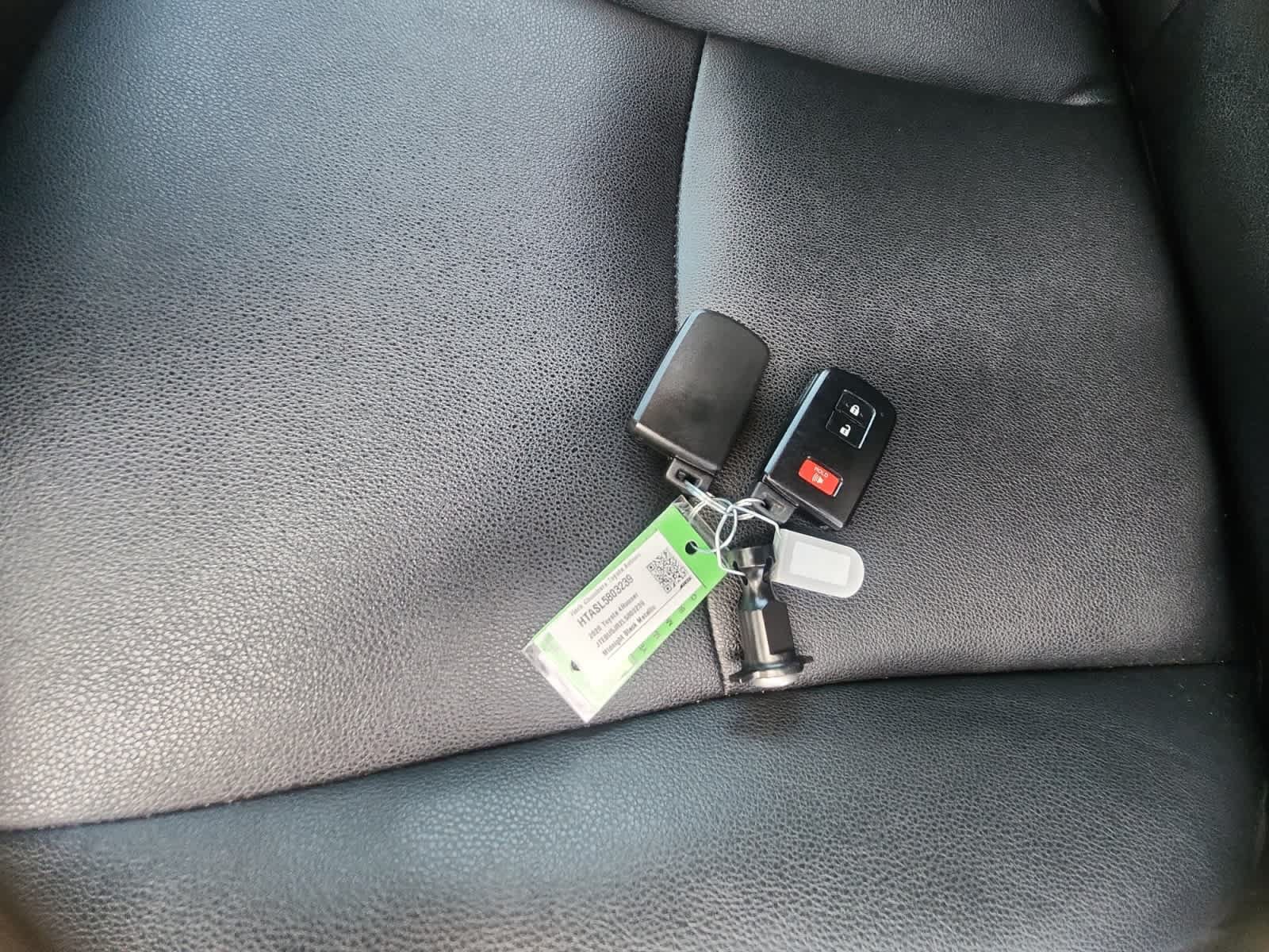 Used 2020 Toyota 4Runner Venture AWD/4WD image 9