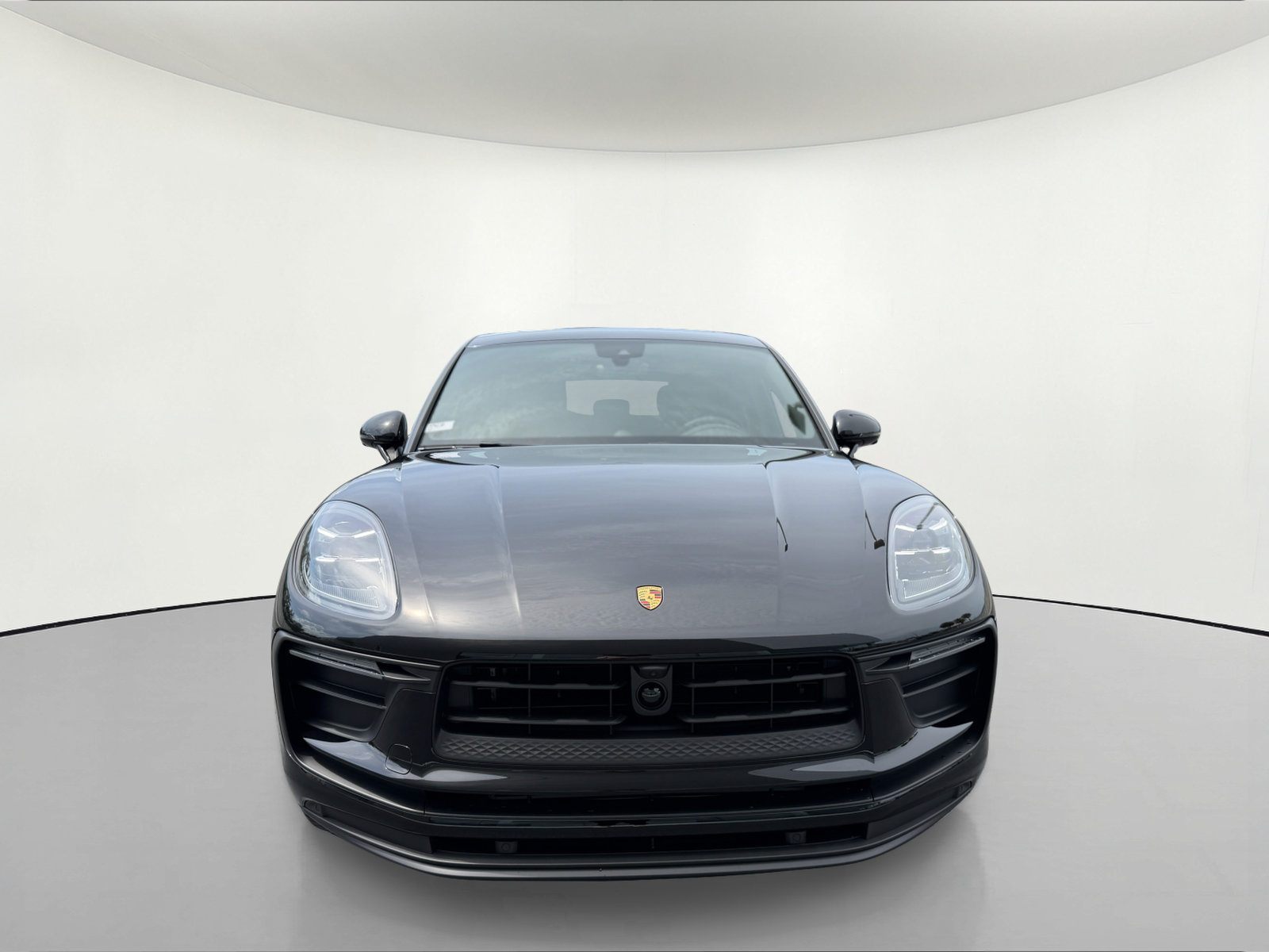New 2026 Porsche Macan AWD/4WD image 9
