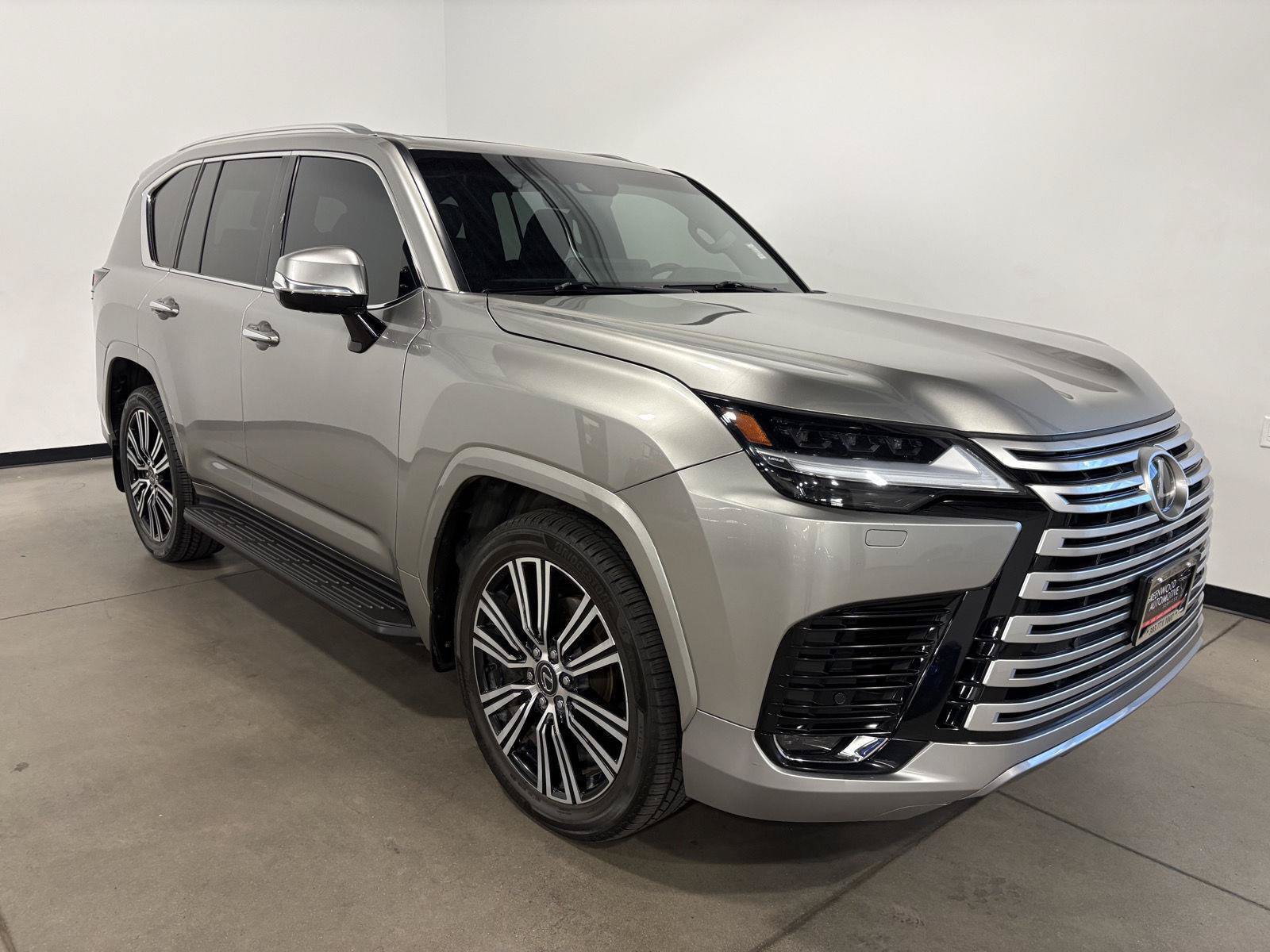 Used 2024 Lexus LX 600 4WD w/ Luxury Package